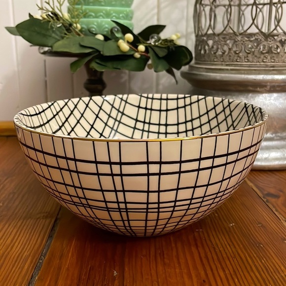 New Thyme And Table Large Soup or Serving Bowl Crisshatch - Picture 4 of 6